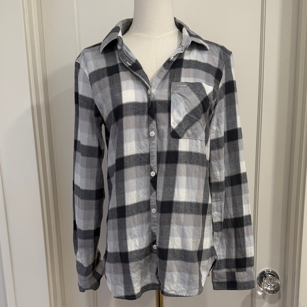 Columbia Black and Gray Plaid Button Down Shirt